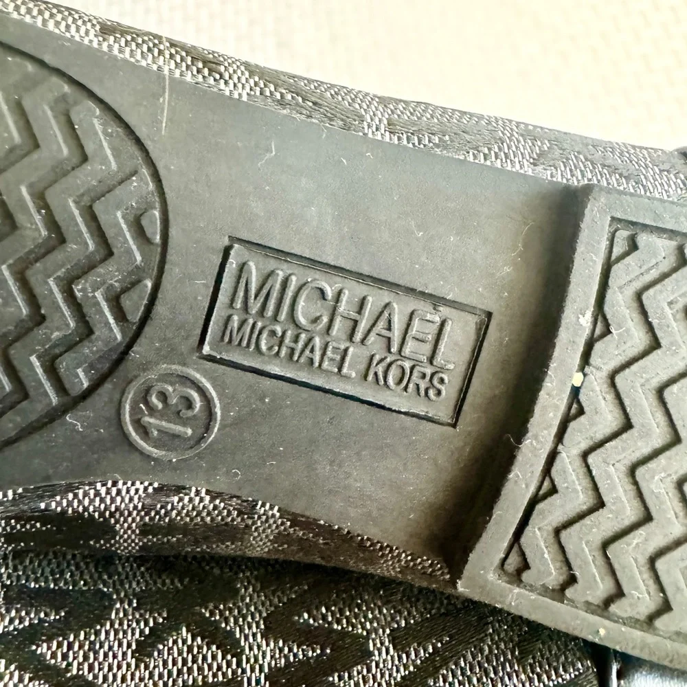 Michael Kors Luana Silver Lurex MK Logo Bow Ballet Flats Girls Kids Size 13